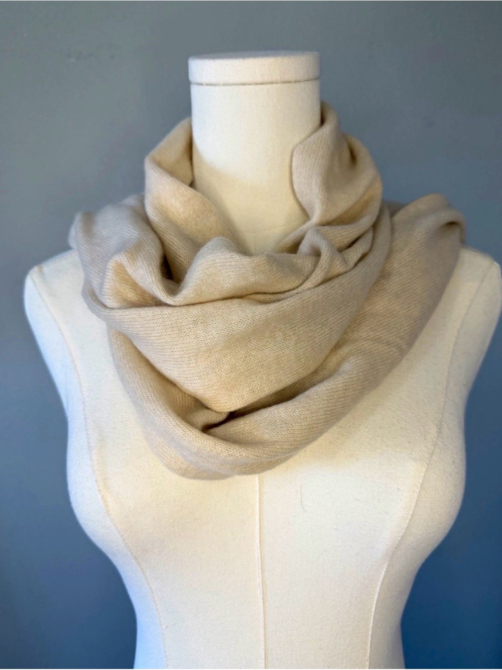 Tahari 100% Cashmere Scarf Cream Beige 2-Ply Knit Oversized Wrap Shawl